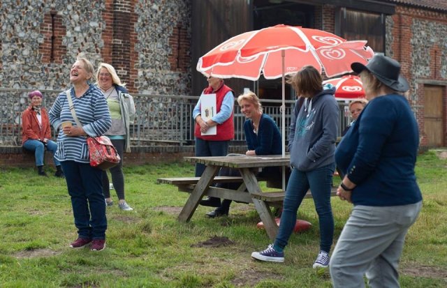 Taryn Everdeen - Paint Out Norfolk 2020 artists at Whitlingham Park