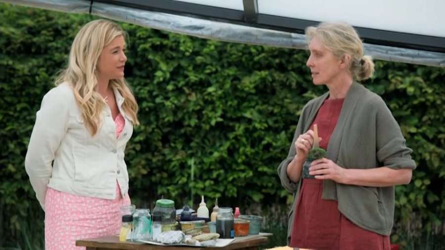 Screenshot Landscape Artist of the Year_S7_TX4 Susan Isaac and Kate Bryan